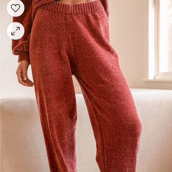 Lulu’s Weekend Chiller Rusty Rose Chenille Knit Lounge Joggers medium - Picture 5 of 5